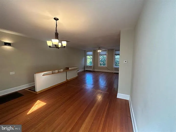 3 bed, 1800 sqft, $2,650 — Photo 4