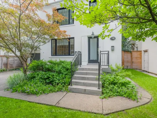 248 Sandringham Dr, Toronto, ON M3H 1G3