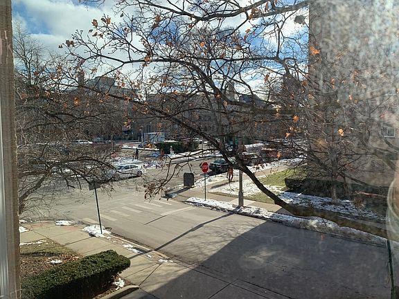 5th image of 203 N Kenilworth Ave APT 2M