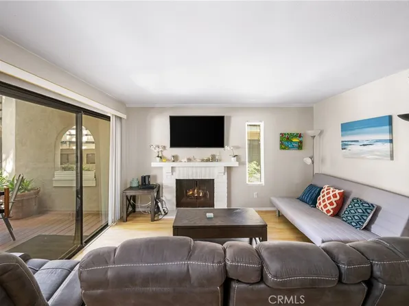 400 Brighton Spgs, Costa Mesa, CA 92627