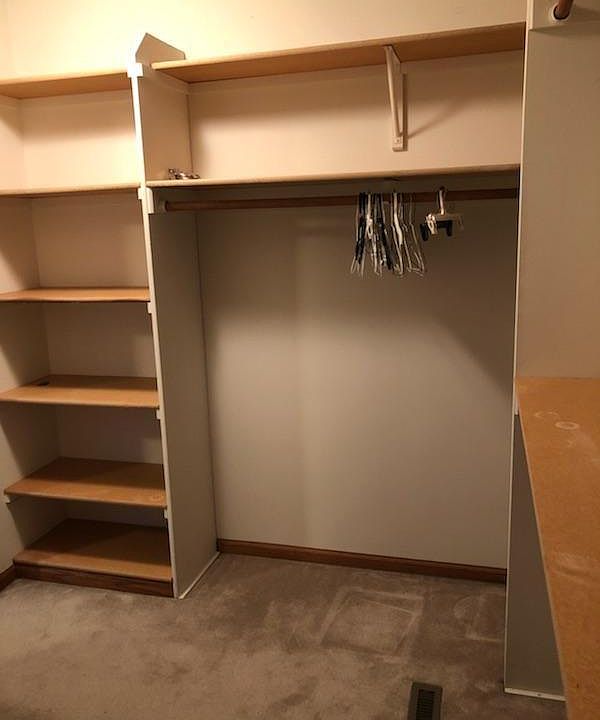 1st image of 622 Lakeside Dr #622
