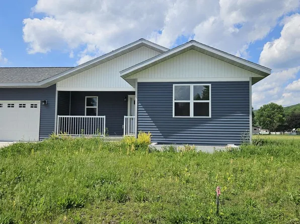 1413 East Brunson STREET, Prairie Du Chien, WI 53821