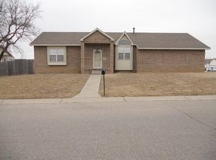 1726 S Smithmoor St, Wichita, KS 67207