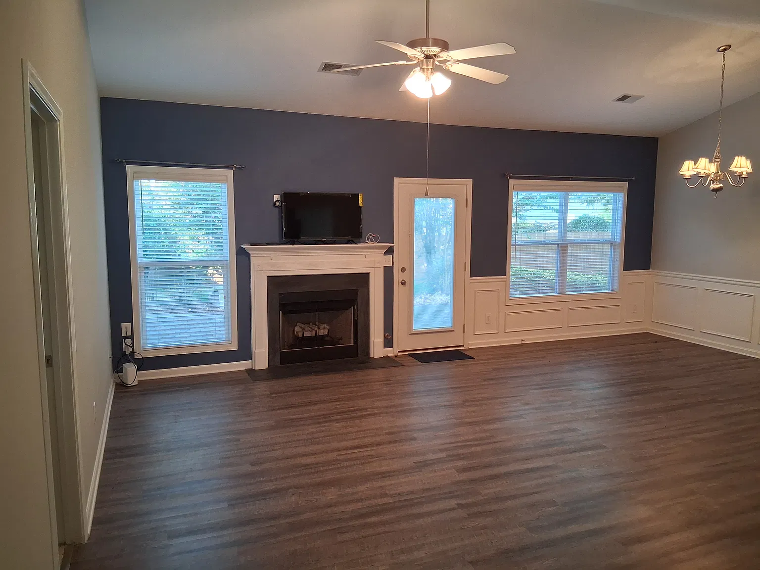3 bed, 1667 sqft, $2,250 — Photo 2