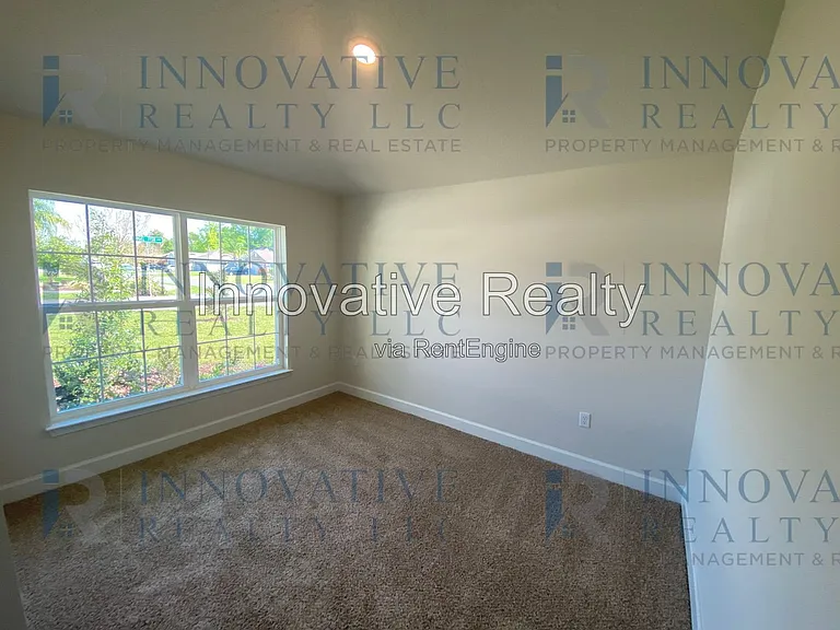 2313 Angel Fish Loop — Photo 13