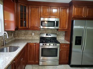 53 Emmett Ter FLOOR 2, New Rochelle, NY 10805