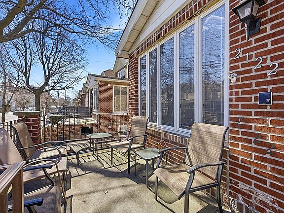 2nd image of 2122 New York Ave