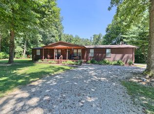 2041 Stinnett Rd, Maceo, KY 42355