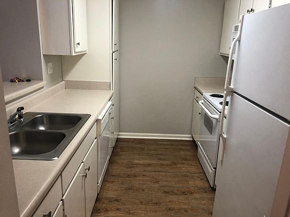 4th image of 31 Private Road 3057 APT 6