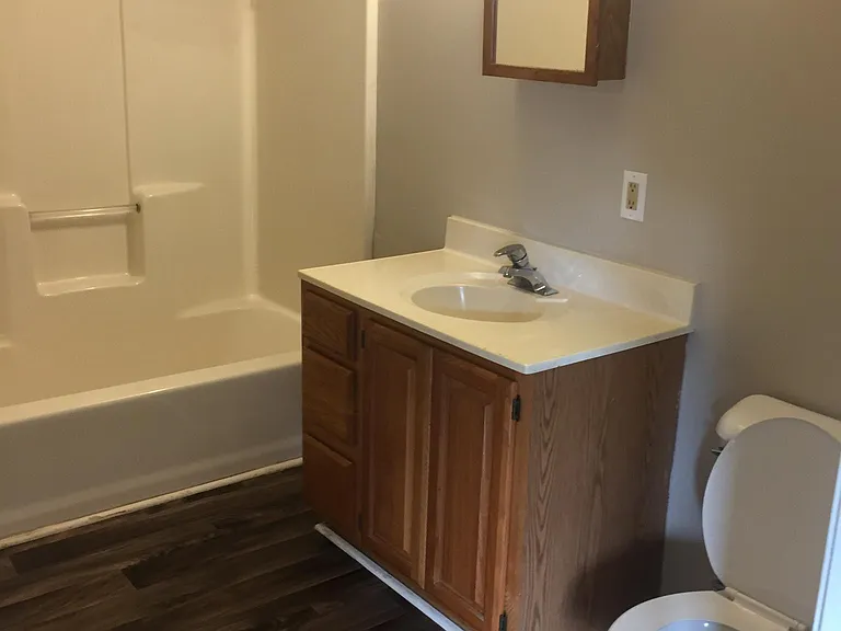15 Travis St NE #2 — Photo 5