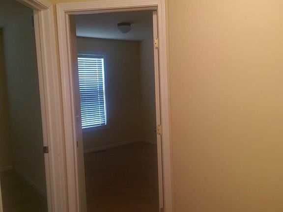 Entry into Bedroom #2 & #3