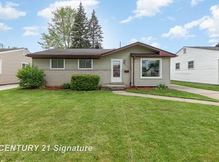 26101 Cameo Ct, Madison Heights, MI