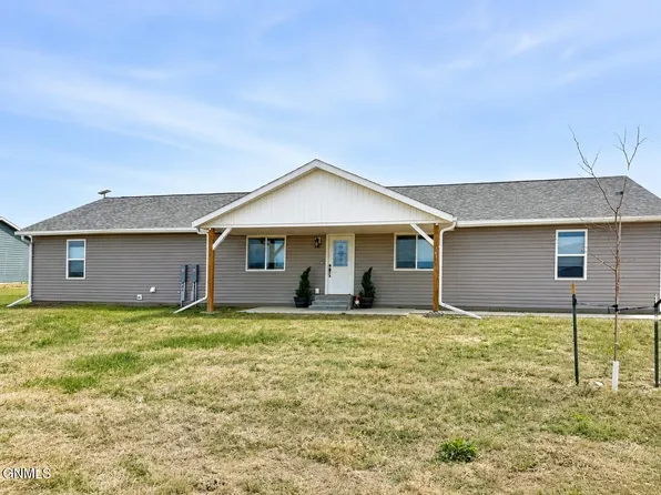 5476 Mathew Ave, Williston, ND 58801