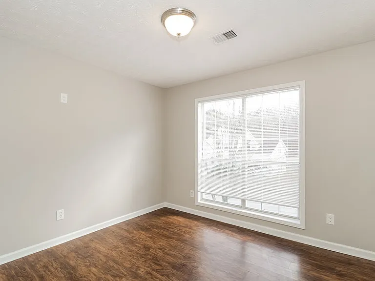 2526 Riverwood Spg — Photo 7