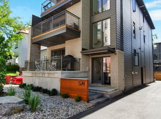 574 Byron Ave, Ottawa, ON K2A 0E4