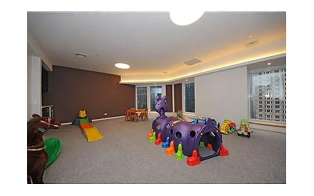 Rented by Douglas Elliman | media 29