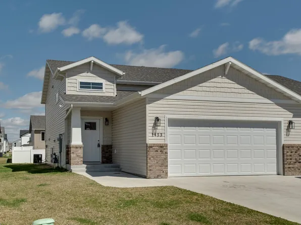 1453 69th Ave S, Fargo, ND 58104