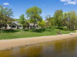 506 Dew Drop Ln, Center City, MN 55012