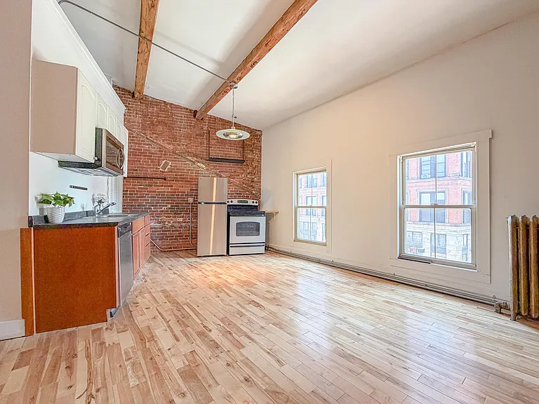 578 Congress St #3 — Photo 21
