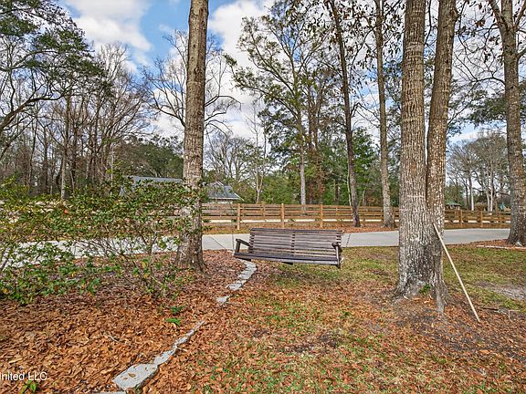 3rd image of 4716 Ashmore Rdg