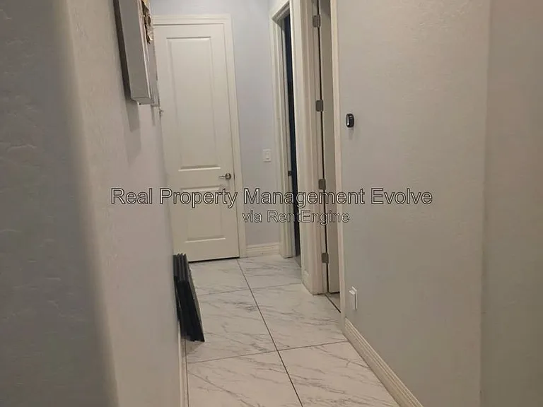 2307 E Mahogany Pl — Photo 31