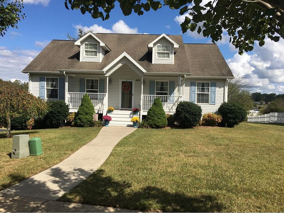 1st image of 1001 Sunrise Valley Dr
