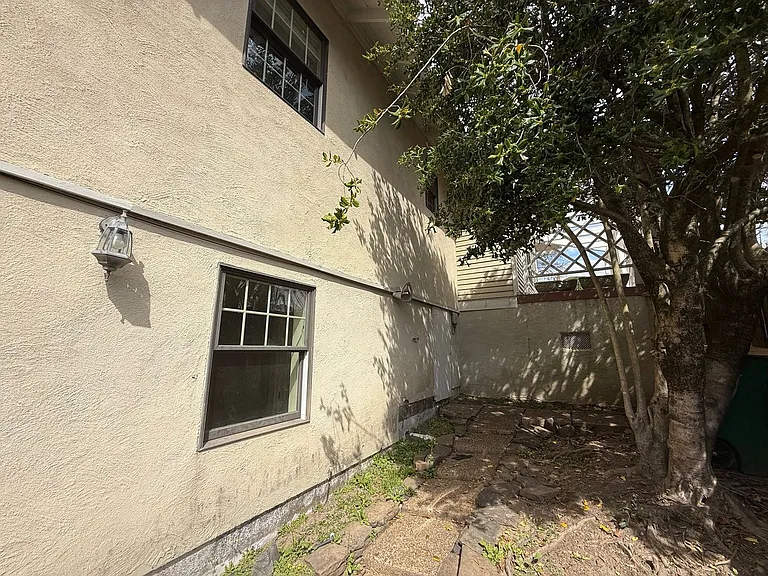 200 Ridgeway Dr — Photo 19