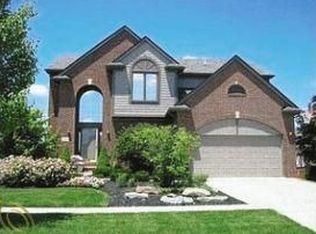 12653 Wendover Ct, Plymouth, MI 48170