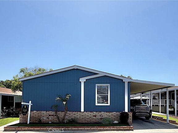 2nd image of 1550 Rimpau Ave Space 147