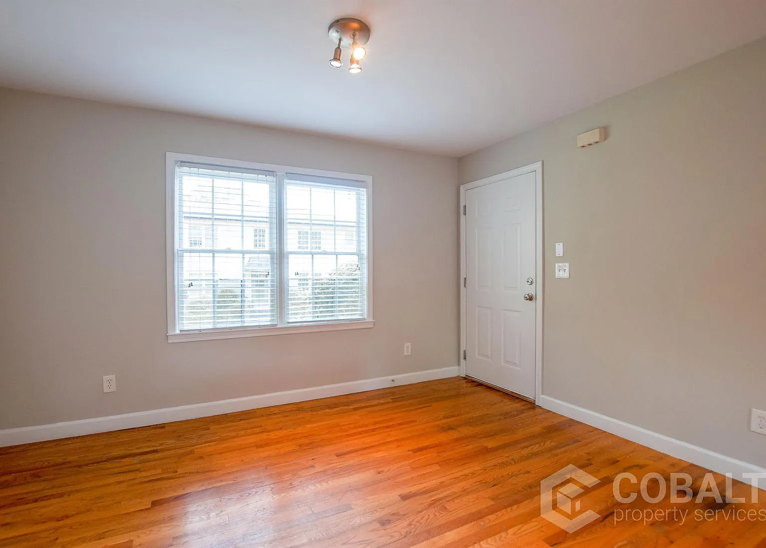 1 bed, 1.0 bath, 600 sqft, $1,195 — Photo 3