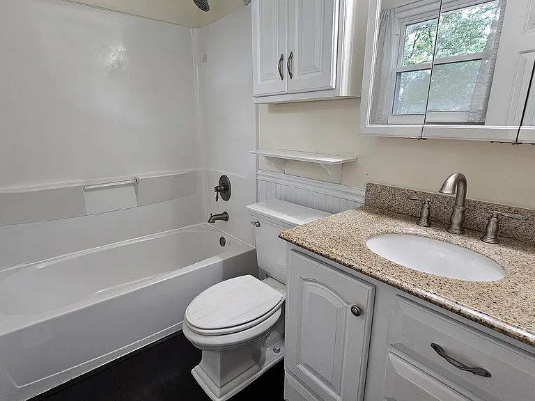 1520 Bridle Creek Blvd — Photo 10
