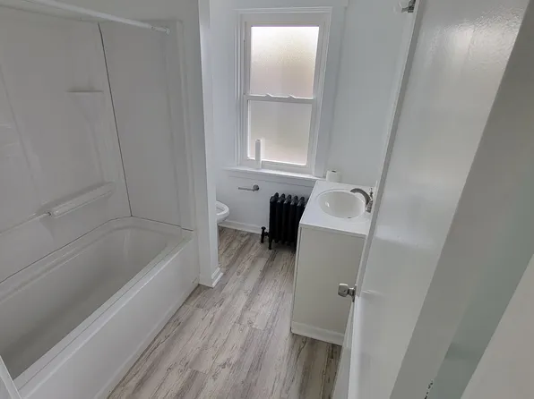 203 Knox Ave, Pittsburgh, PA 15210