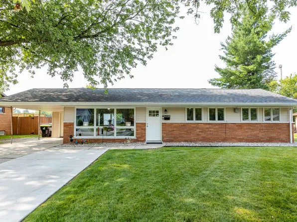 1500 Airfield Ln, Midland, MI 48642