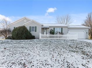 101 Kimberly Dr, Creston, OH 44217