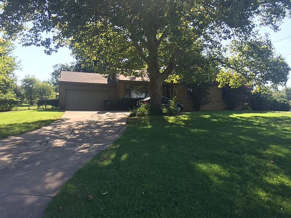 House 2 rented $900 mo