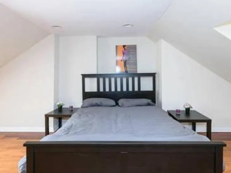 210 S 3rd St #3 — Photo 3