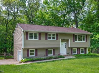 83 W Valley Brook Rd, Califon, NJ 07830