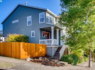 212 SW Valeria View Dr, Portland, OR 97225