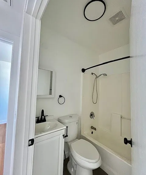 1246 W 96th St — Photo 3