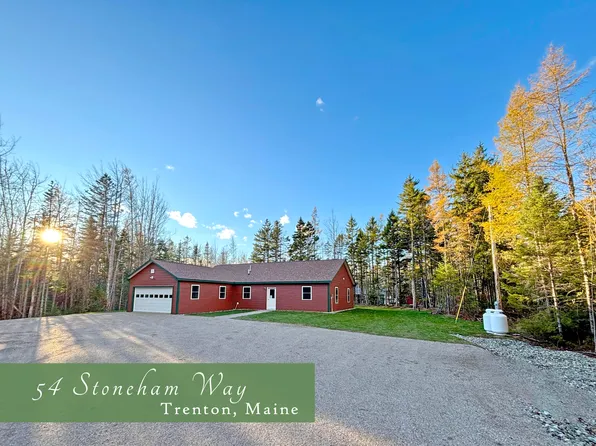 54 Stoneham Way, Trenton, ME 04605