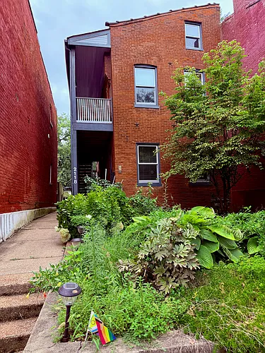 2118 Sidney St #1 Photo 1