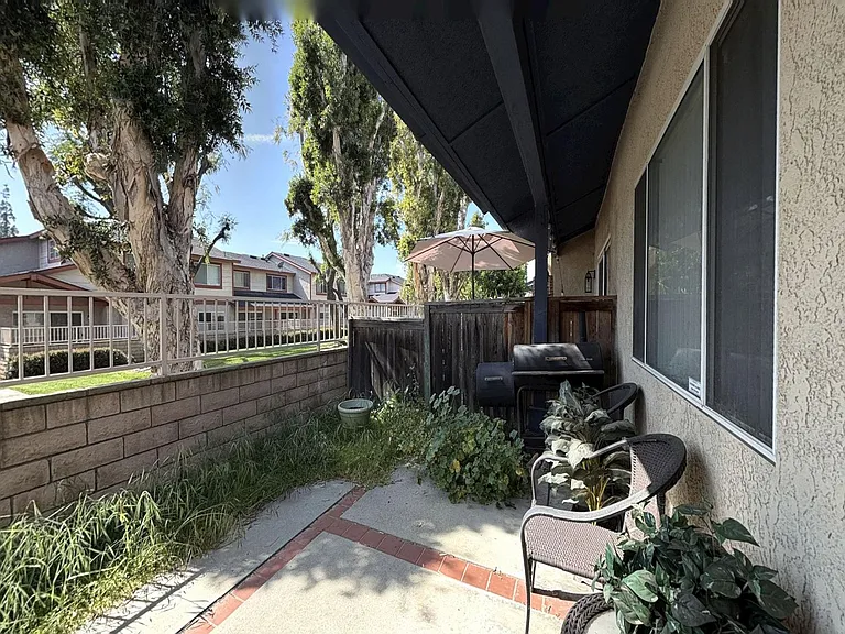 831 Carlton Privado — Photo 17
