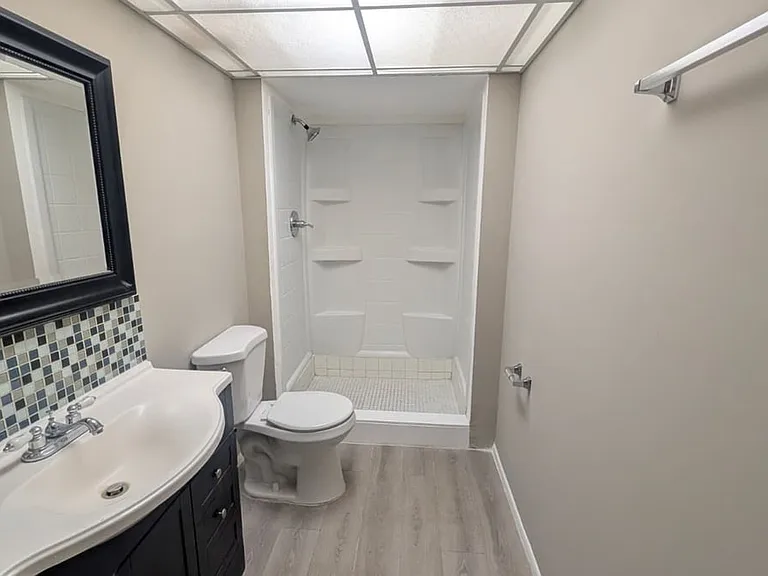 490 NW 20th St #211 — Photo 12