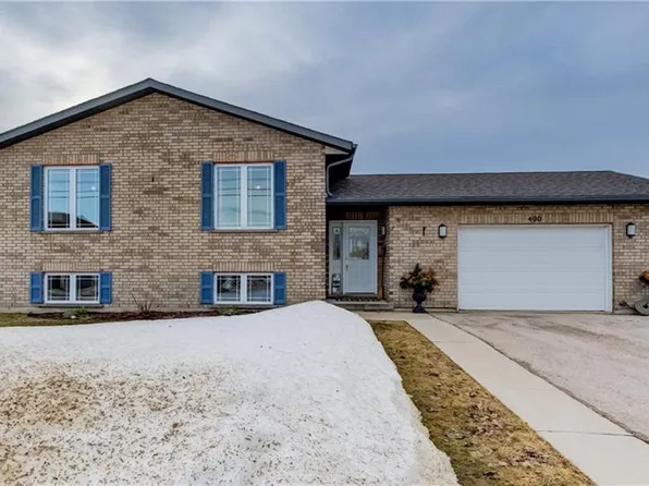 490 King St E, Wellington North, ON N0G 2L2