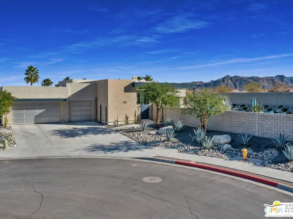 586 Polaris Ct, Palm Springs, CA 92264