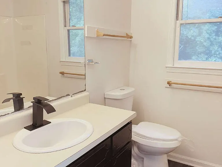 4360 Barrington Pl — Photo 5