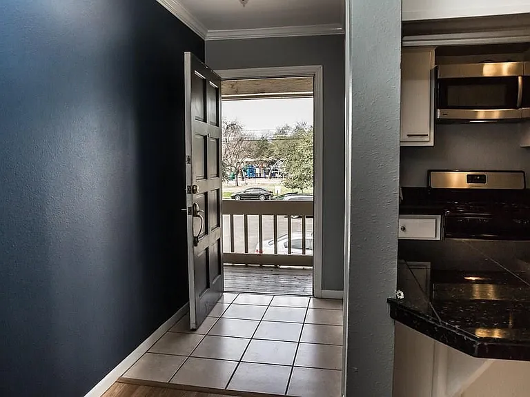 4209 Burnet Rd #206 — Photo 3