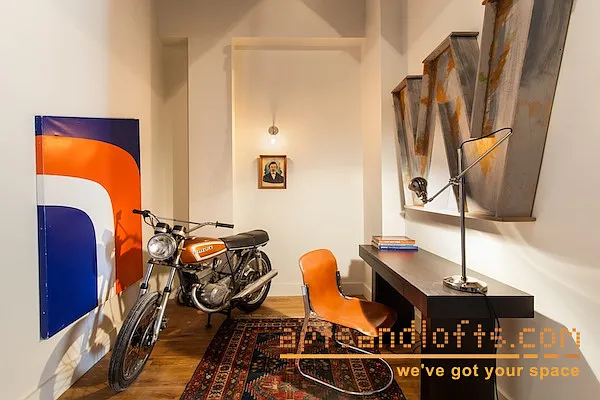 Rented by aptsandlofts.com | media 52