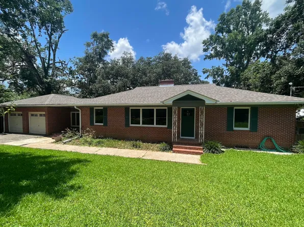 1038 Holland Dr, Tallahassee, FL 32301
