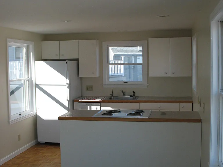 38 Dumas Ave #B — Photo 13